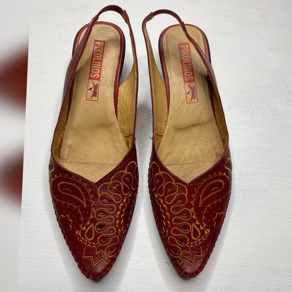 PIKOLINOS Shoes - Rare Pikolinos Leather Paisley Mule Short Heels